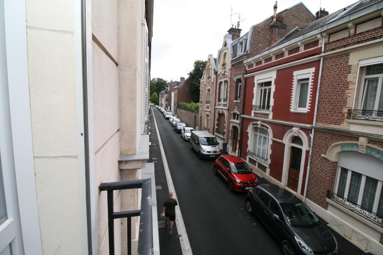 Comme à la maison - BASILIQUE Saint-Quentin (Aisne) Exterior foto